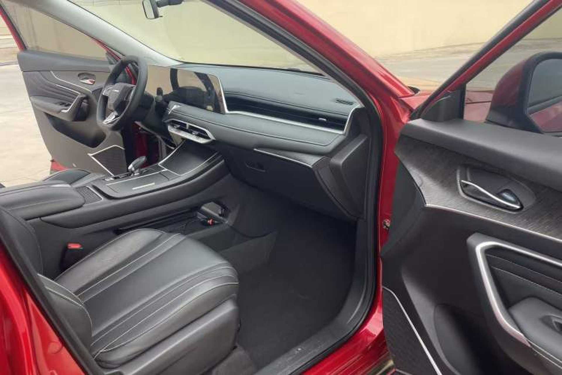 Used Venucia V 2023 260T Idol Edition Pro Right Front Seat