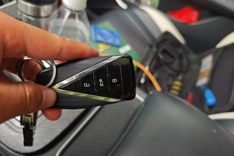 Used Venucia V 2023 260T Idol Edition Pro Vehicle Key