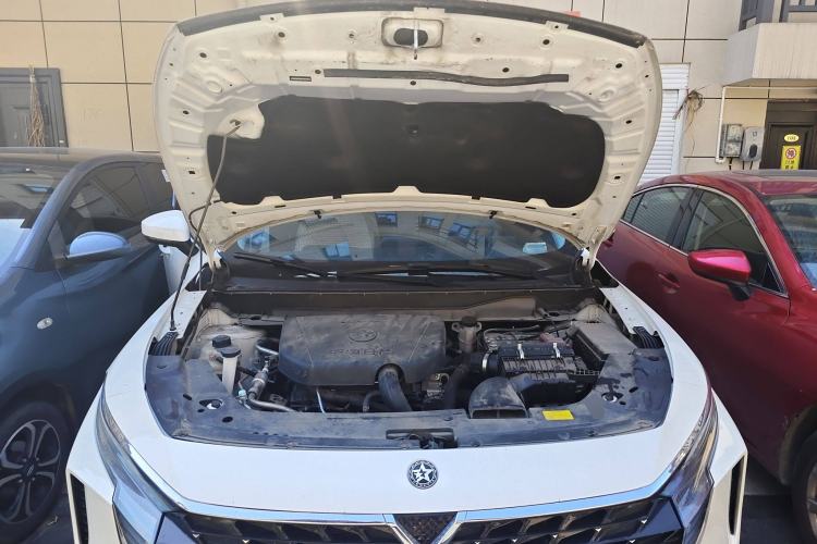 Used Venucia V 2023 260T Idol Edition Pro Engine Bay