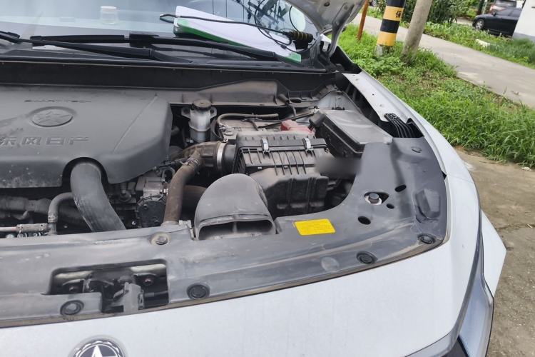 Used Venucia V 2023 260T Idol Edition Pro Engine Bay Left