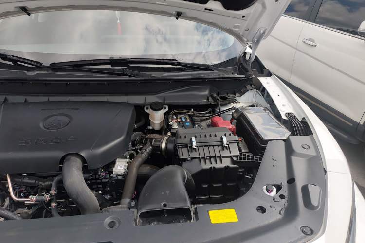 Used Venucia V 2023 260T Idol Edition Pro Engine Bay Left