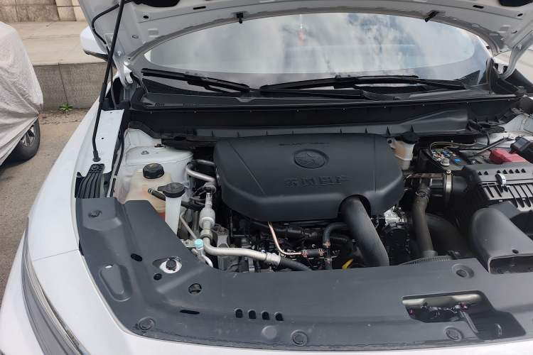 Used Venucia V 2023 260T Idol Edition Pro Engine Bay Right