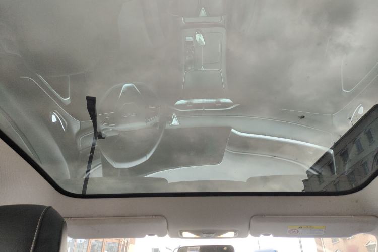 Used Venucia V 2023 260T Idol Edition Pro Headliner