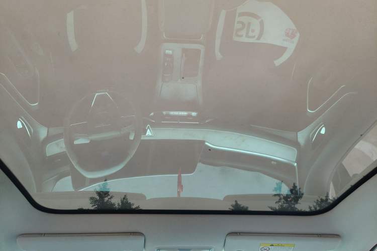 Used Venucia V 2023 260T Idol Edition Pro Headliner