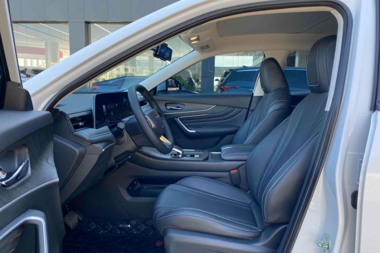 Used Venucia V 2023 260T Idol Edition Pro Interior 2