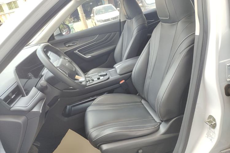 Used Venucia V 2023 260T Idol Edition Pro Left Front Seat