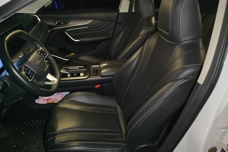 Used Venucia V 2023 260T Idol Edition Pro Left Front Seat