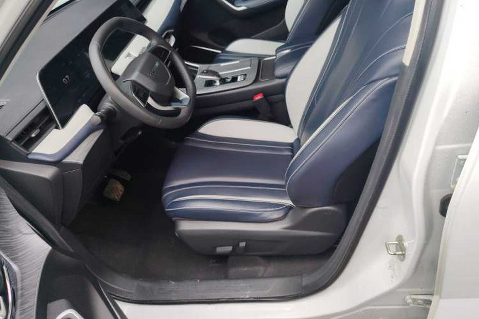 Used Venucia V 2023 260T Idol Edition Pro Left Front Seat