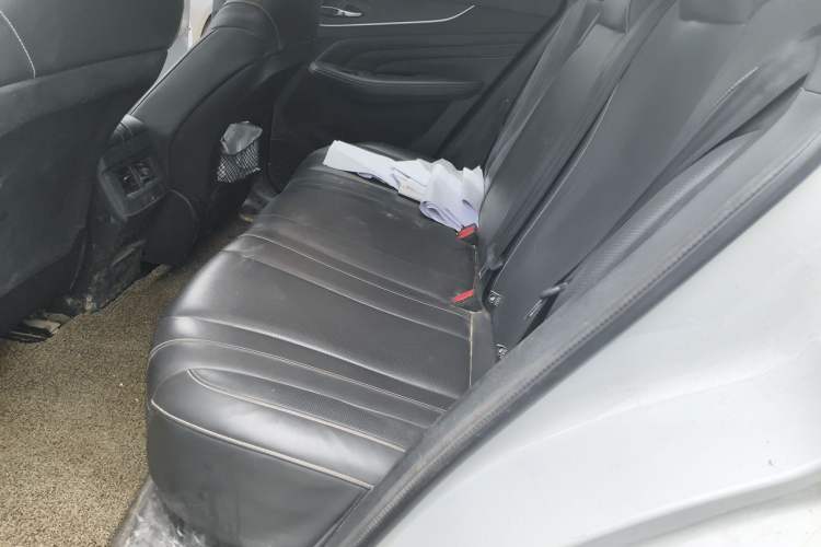 Used Venucia V 2023 260T Idol Edition Pro Left Rear Seat