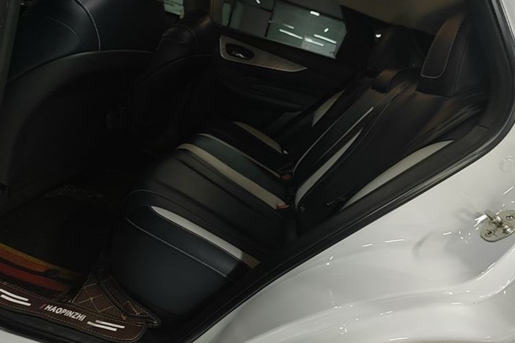 Used Venucia V 2023 260T Idol Edition Pro Left Rear Seat