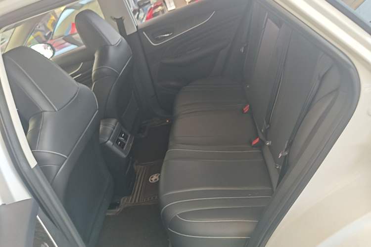 Used Venucia V 2023 260T Idol Edition Pro Left Rear Seat