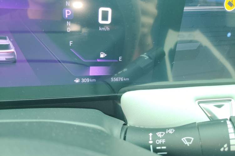 Used Venucia V 2023 260T Idol Edition Pro Odometer Close Up