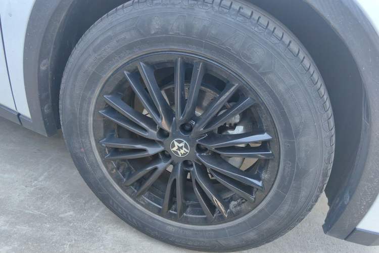 Used Venucia V 2023 260T Idol Edition Pro Right Front Wheel Hub