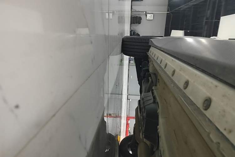 Used Venucia V 2023 260T Idol Edition Pro Right Side Sill