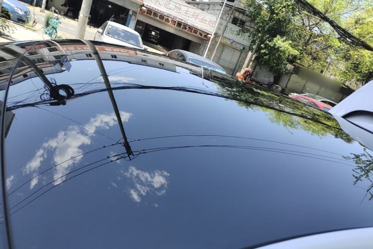 Used Venucia V 2023 260T Idol Edition Pro Roof