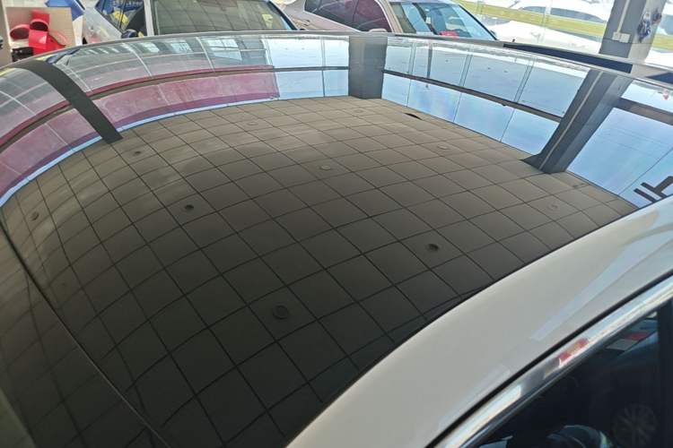 Used Venucia V 2023 260T Idol Edition Pro Roof