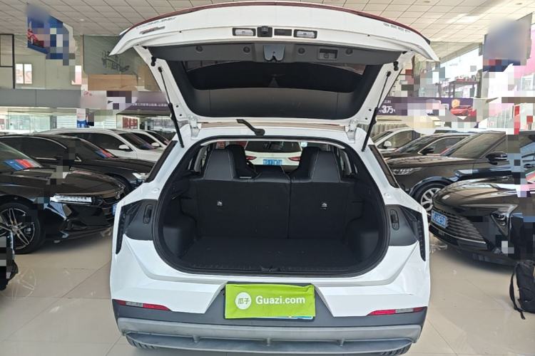 Used Venucia V 2023 260T Idol Edition Pro Trunk
