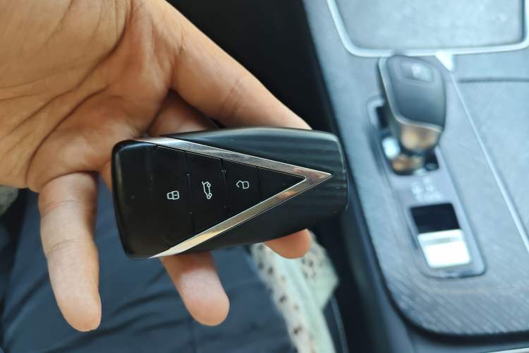 Used Venucia V 2023 260T Idol Edition Pro Vehicle Key