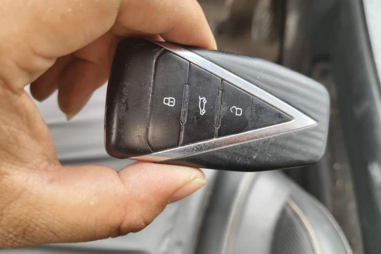 Used Venucia V 2023 260T Idol Edition Pro Vehicle Key