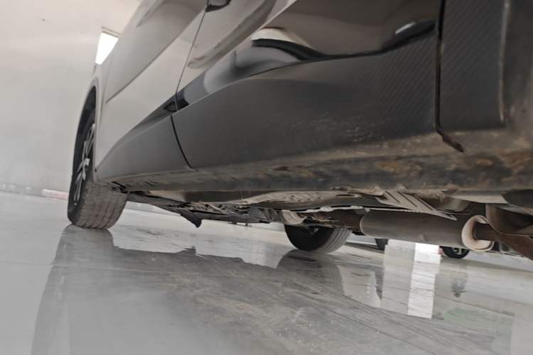 Used Venucia V 2024 260T New Star Edition Pro Left Side Sill