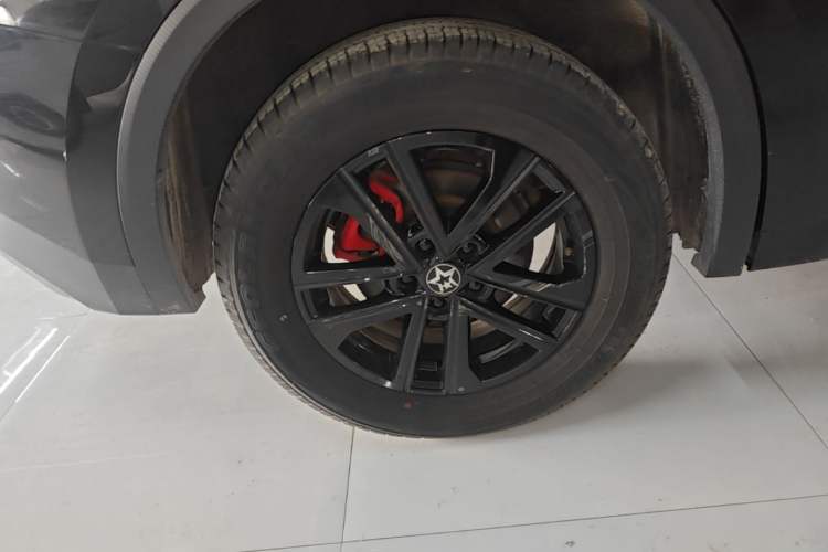 Used Venucia V 2024 260T New Star Edition Pro Right Rear Wheel Hub