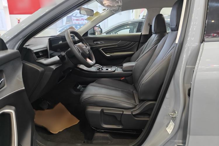 Used Venucia V 2024 260T New Star Edition Pro Interior 2