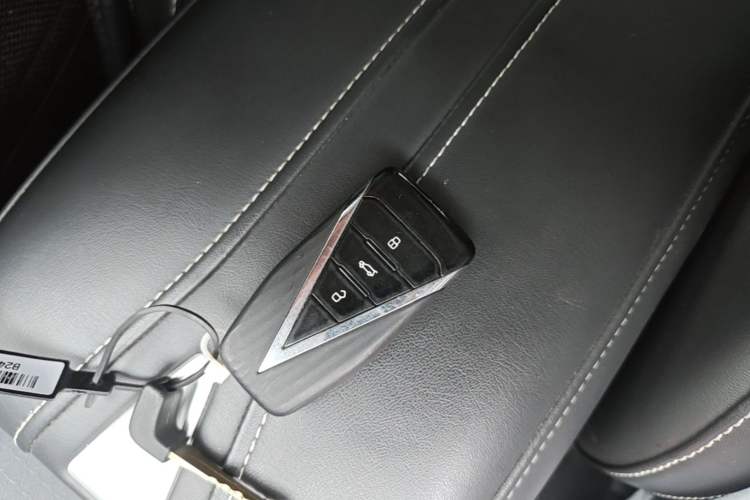 Used Venucia V 2024 260T New Star Edition Pro Vehicle Key