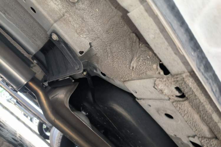 Used Venucia V 2024 260T New Star Edition Pro Chassis Rear Left
