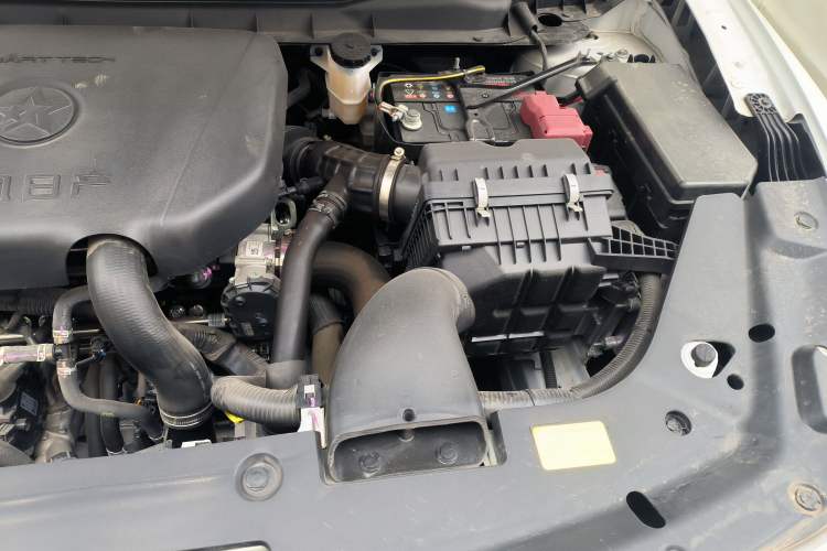 Used Venucia V 2024 260T New Star Edition Pro Engine Bay Left