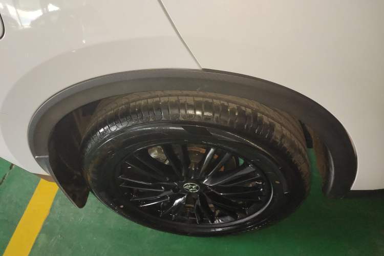 Used Venucia V 2024 260T Idol Joy Ride Pro Edition Exterior 8