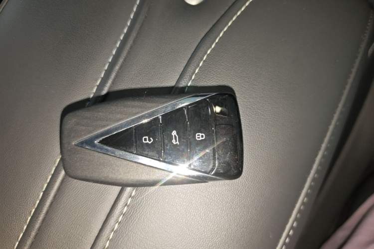 Used Venucia V 2024 260T New Star Edition Pro Vehicle Key