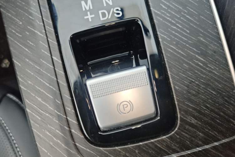 Used Venucia V 2026 Model 260T Idol Edition Pro Vehicle Key