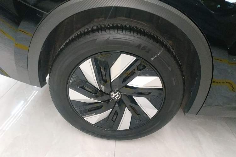 Used Venucia V DD-i 2023 110 km iE Version Exterior 1