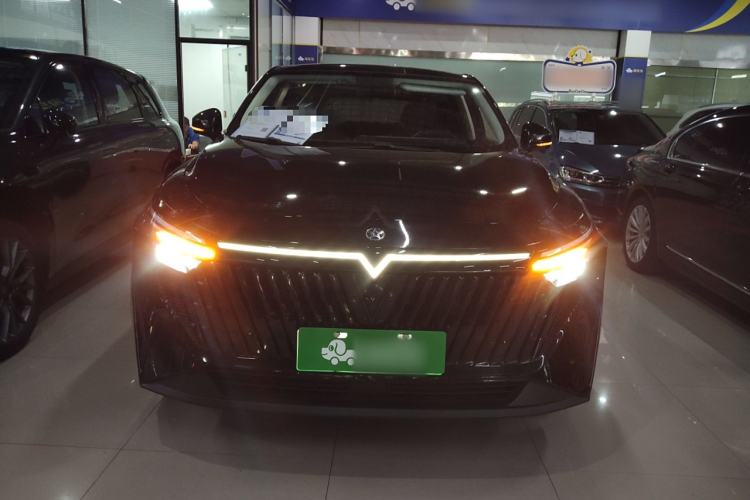 Used Venucia V DD-i 2023 60km iD Version Exterior 1