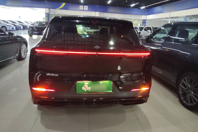 Used Venucia V DD-i 2023 60km iD Version Exterior 4