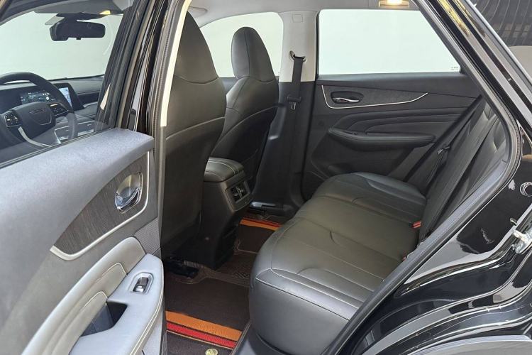 Used Venucia V DD-i 2023 110 km iE Version Interior 4