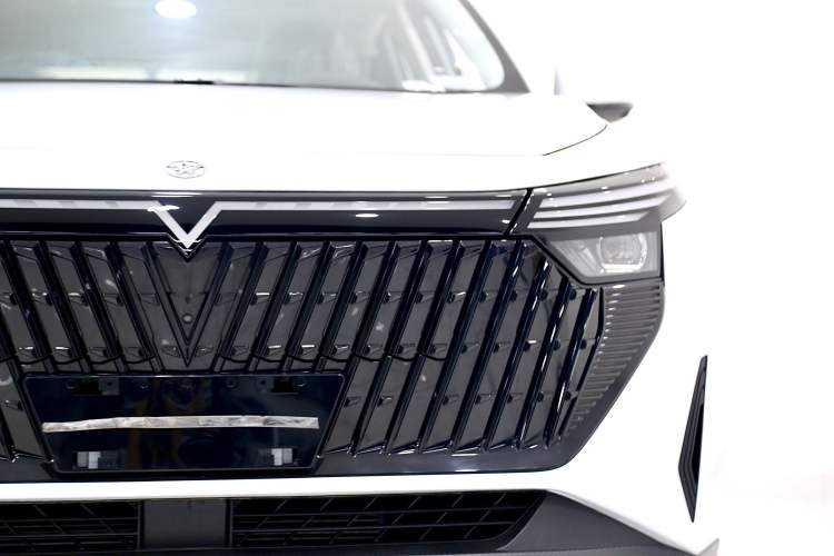 Used Venucia V DD-i 2023 60km iD Version Exterior 3