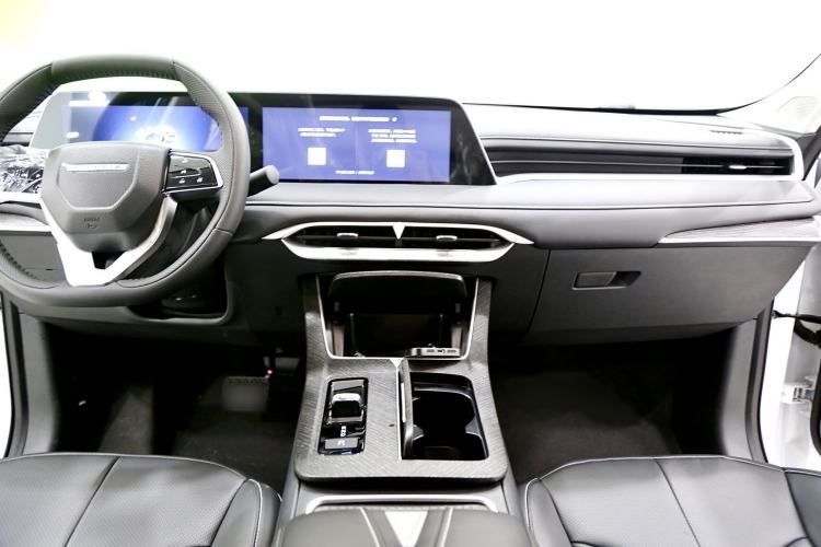 Used Venucia V DD-i 2023 60km iD Version Interior 1