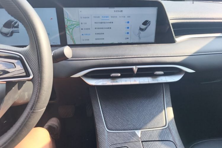 Used Venucia V DD-i 2023 110 km iE Version Audio And AC Panel