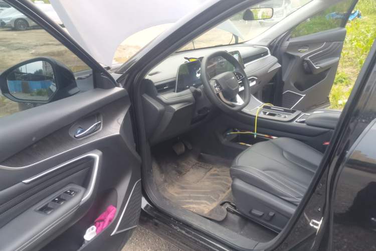 Used Venucia V DD-i 2023 60km iD Version Driver Seat