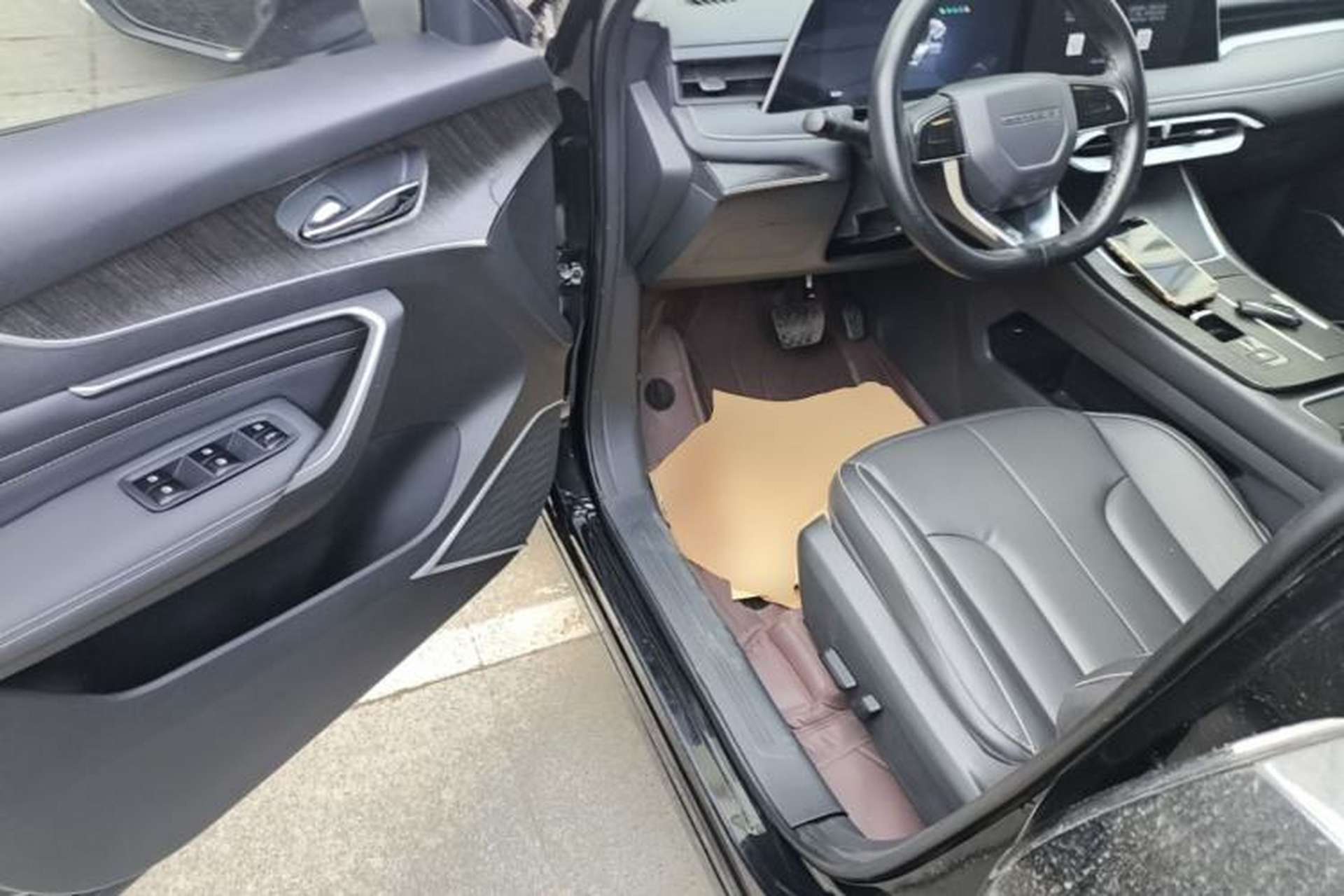 Used Venucia V DD-i 2023 110 km iE Version Driver Seat