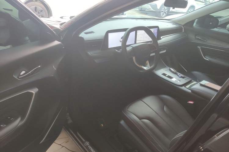 Used Venucia V DD-i 2023 110km iT Version Driver Seat