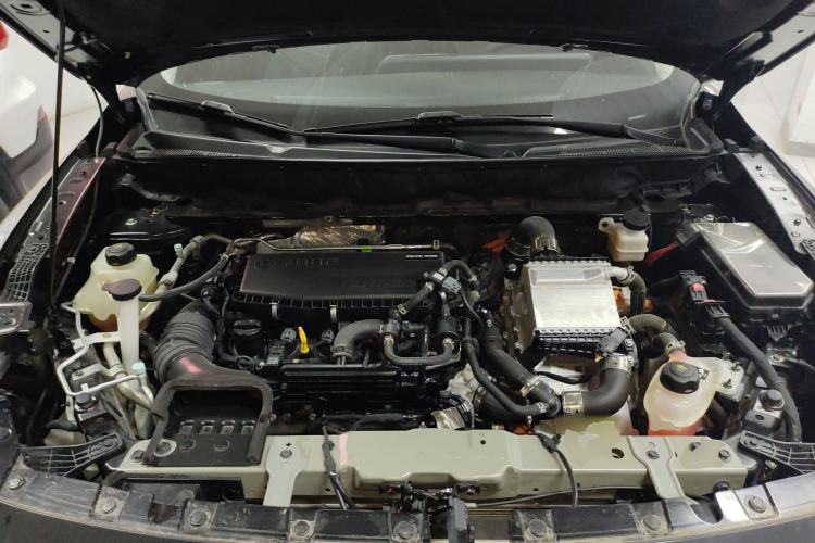 Used Venucia V DD-i 2023 60km iD Version Engine Bay