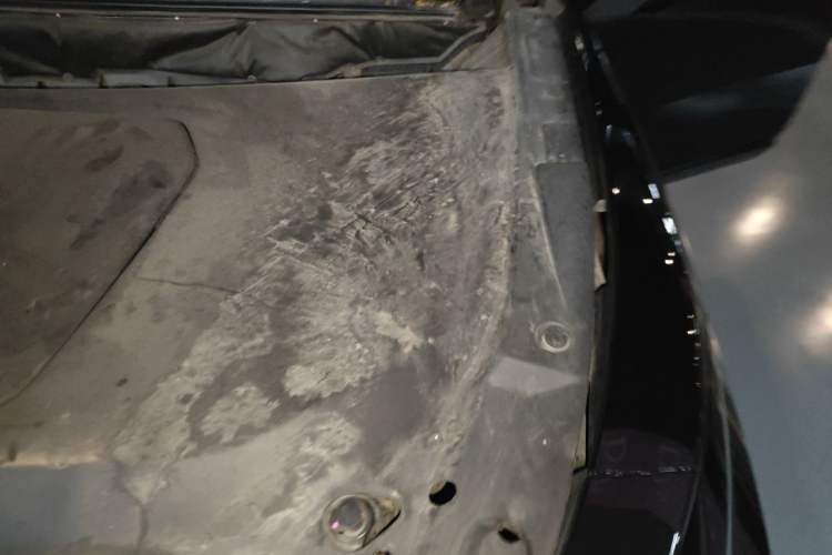 Used Venucia V DD-i 2023 110 km iE Version Engine Bay Left