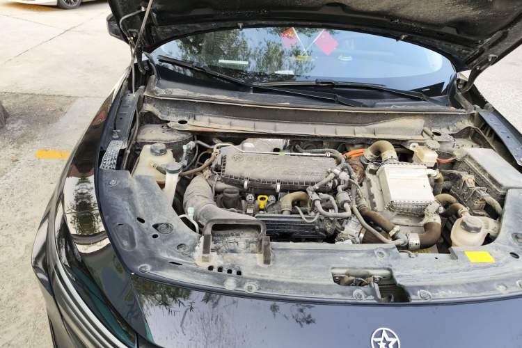 Used Venucia V DD-i 2023 60km iD Version Engine Bay Right