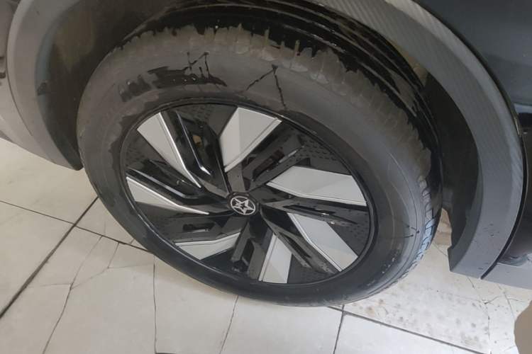 Used Venucia V DD-i 2023 110km iT Version Exterior 2