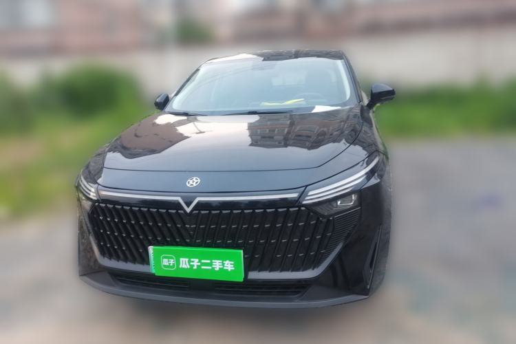 Used Venucia V DD-i 2023 60km iD Version Front