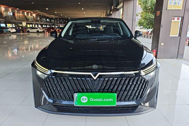 Used Venucia V DD-i 2023 110 km iE Version Front