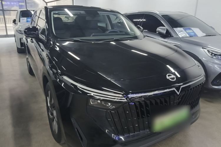 Used Venucia V DD-i 2023 110 km iE Version Front Right 45 Deg