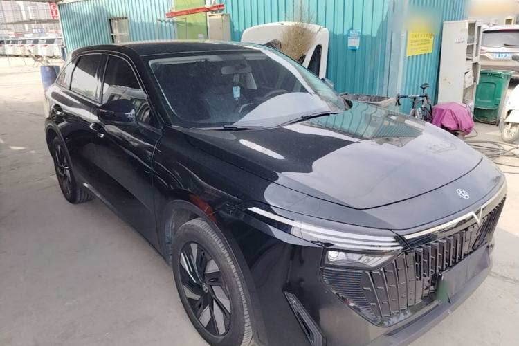 Used Venucia V DD-i 2023 60km iD Version Front Right 45 Deg